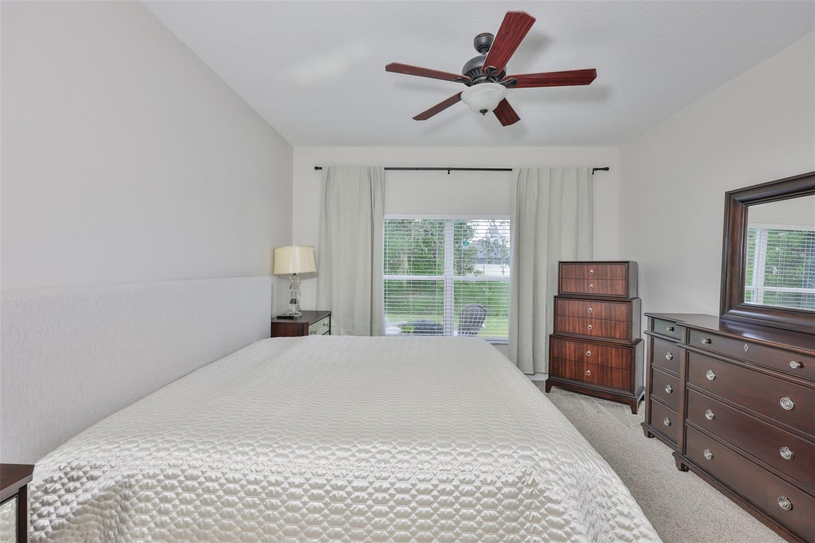 Image 18 of 48 For 1129 Emerald Hill Way