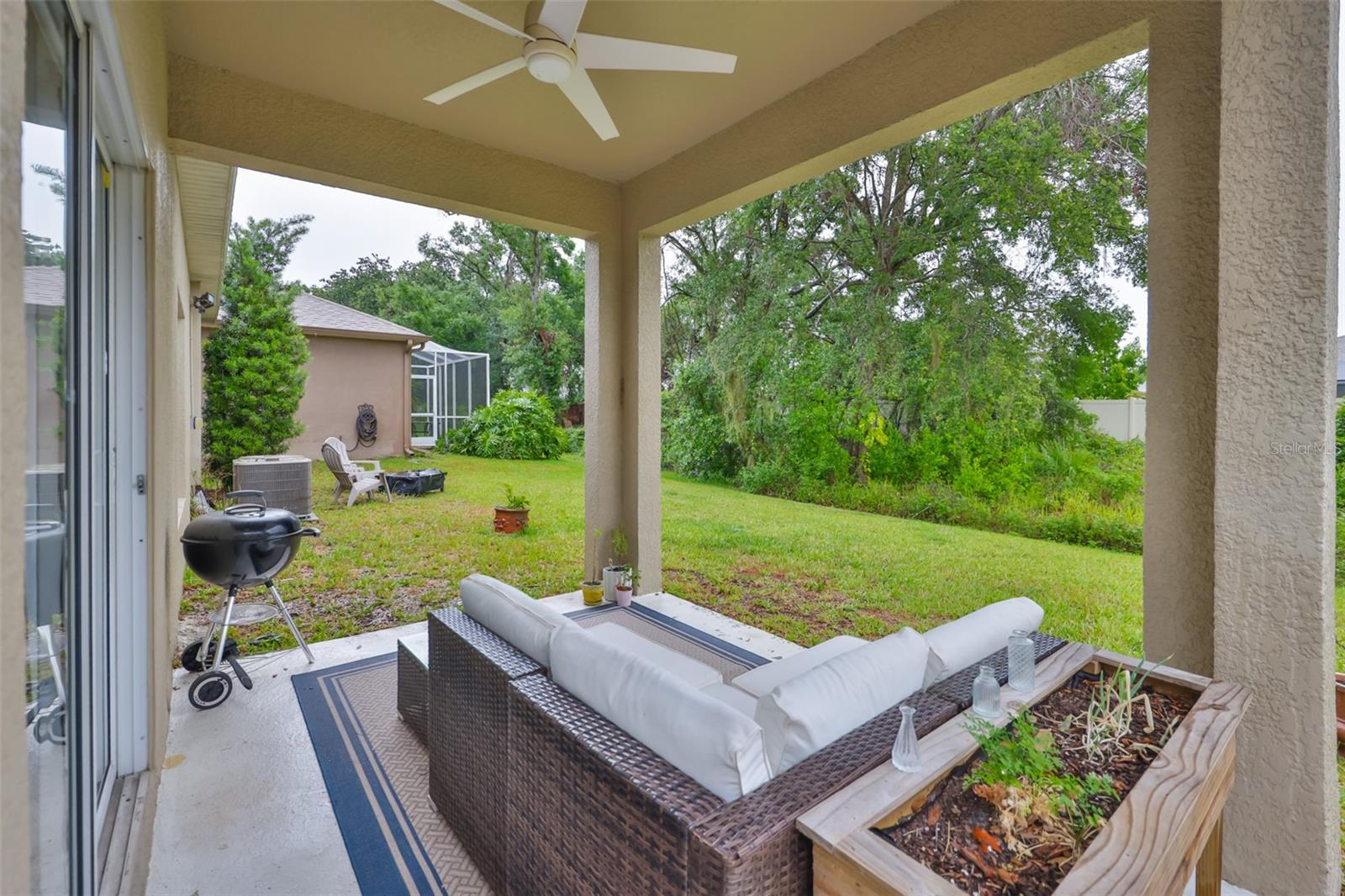 Image 30 of 48 For 1129 Emerald Hill Way