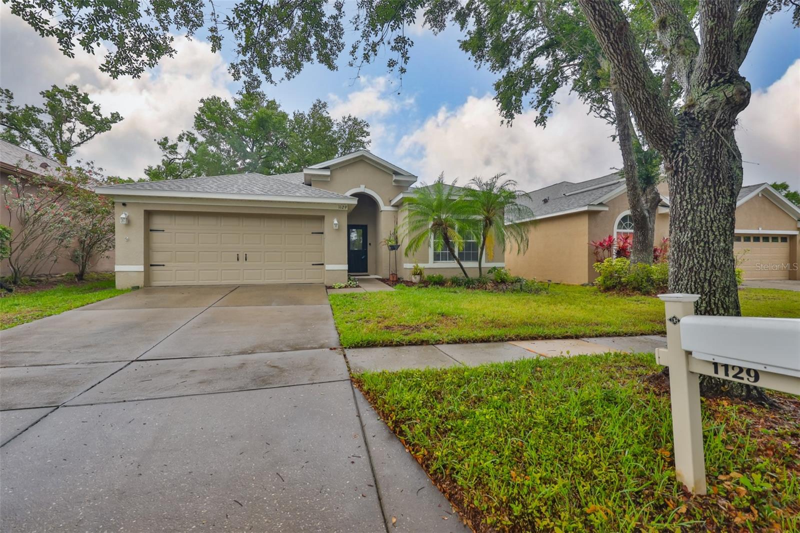 Image 34 of 48 For 1129 Emerald Hill Way