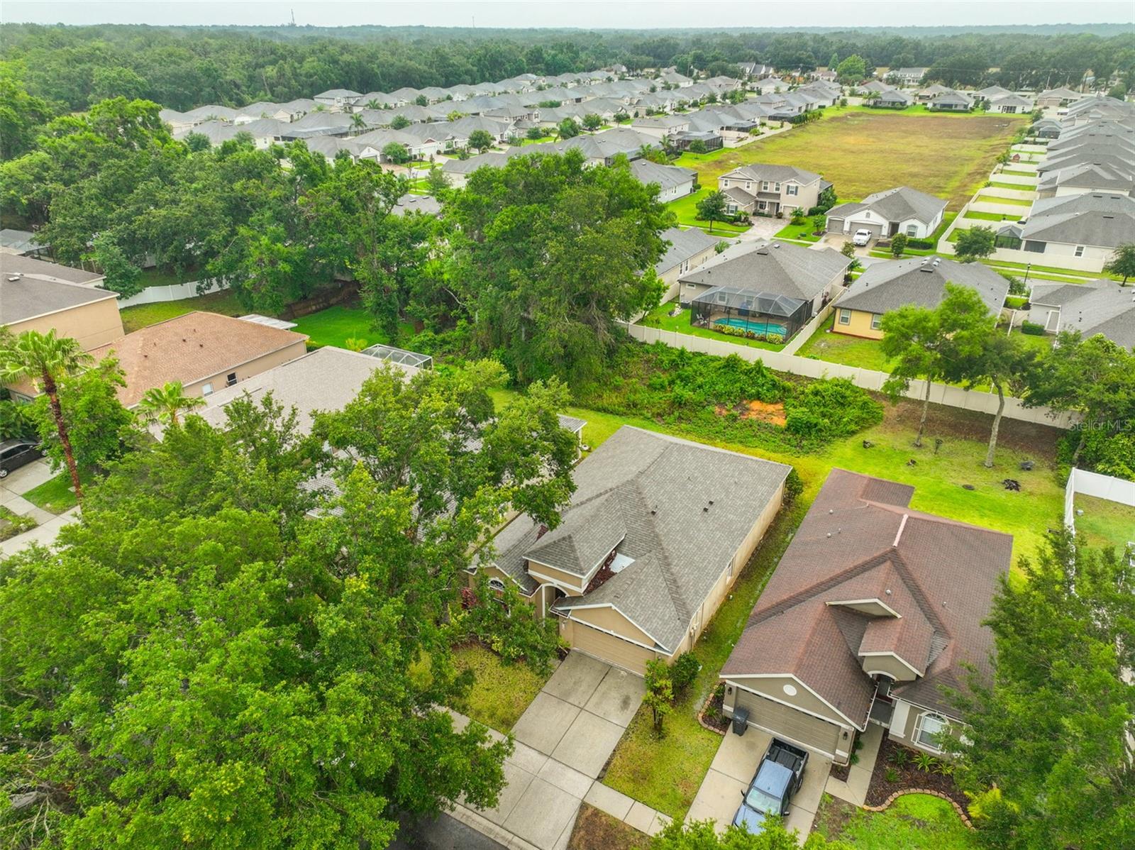 Image 37 of 48 For 1129 Emerald Hill Way
