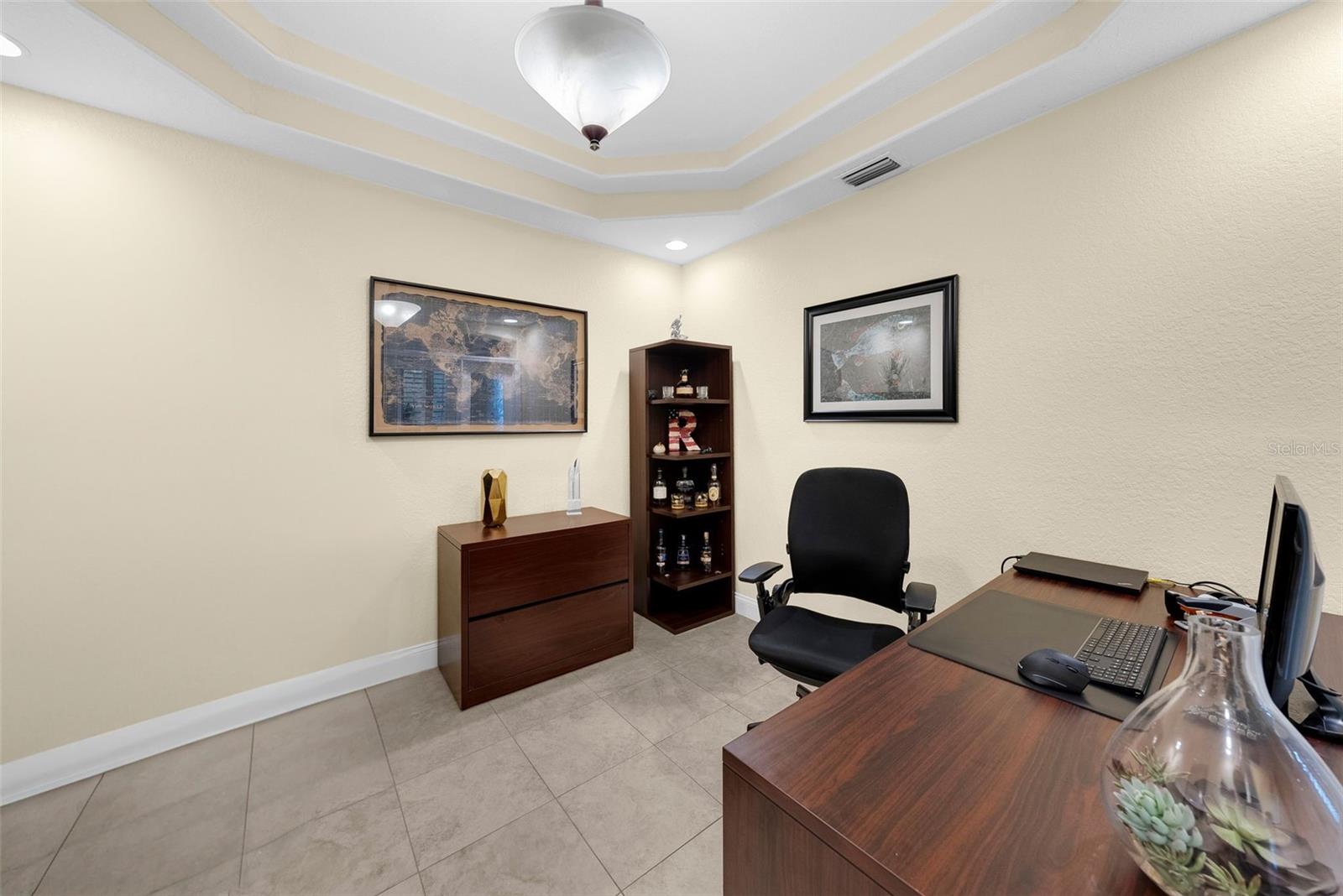 Image 25 of 59 For 8562 Acorn Ridge Court