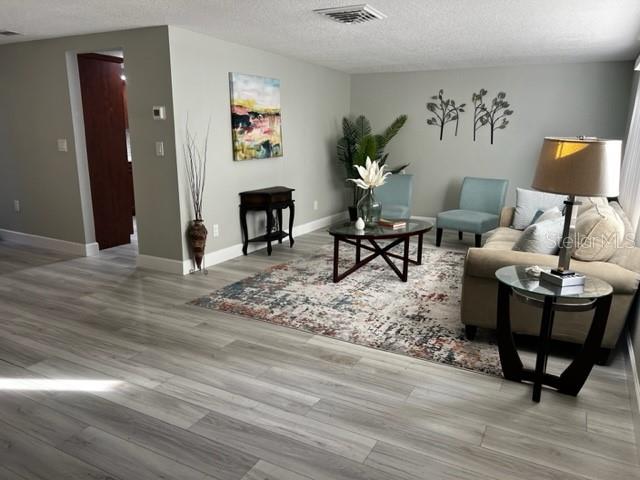 Image 5 of 9 For 12415 Stagecoach Lane