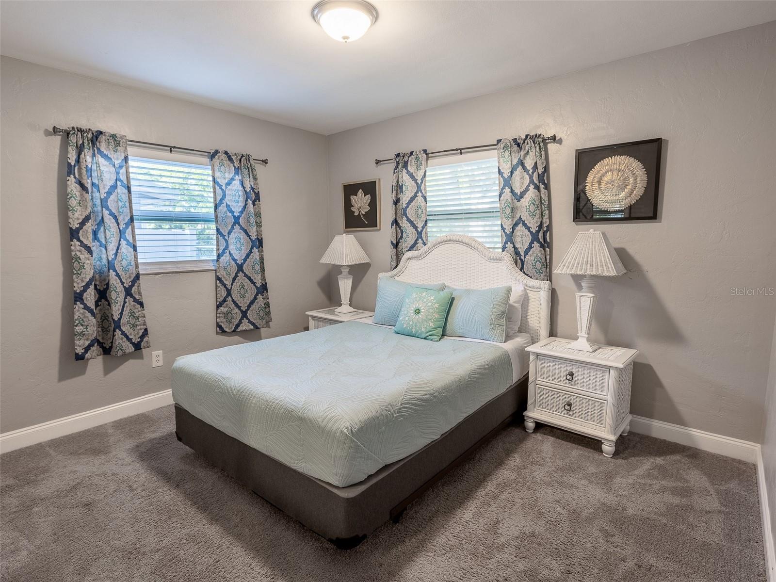 Image 7 of 11 For 10233 Valle Drive