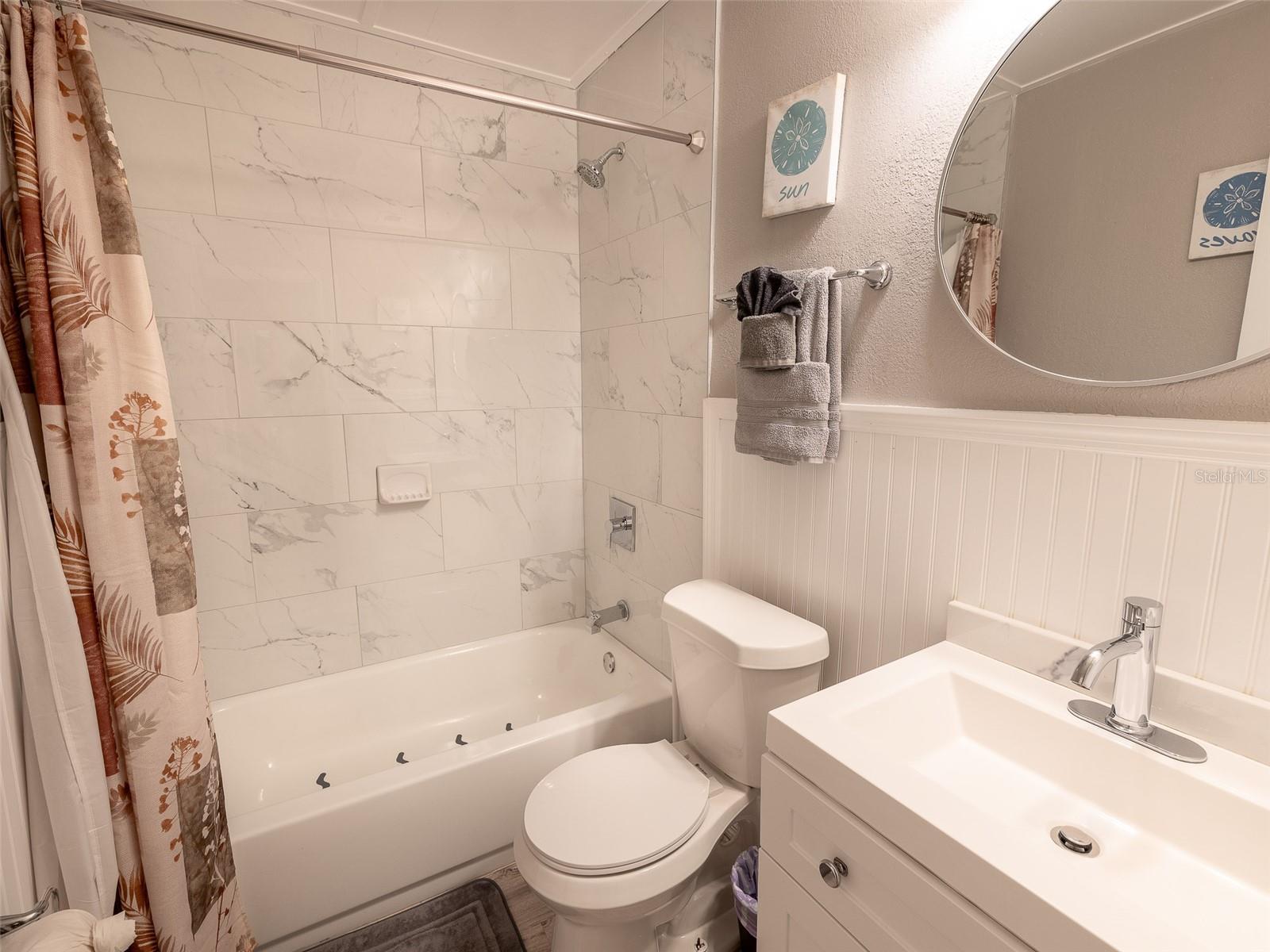 Image 8 of 11 For 10233 Valle Drive