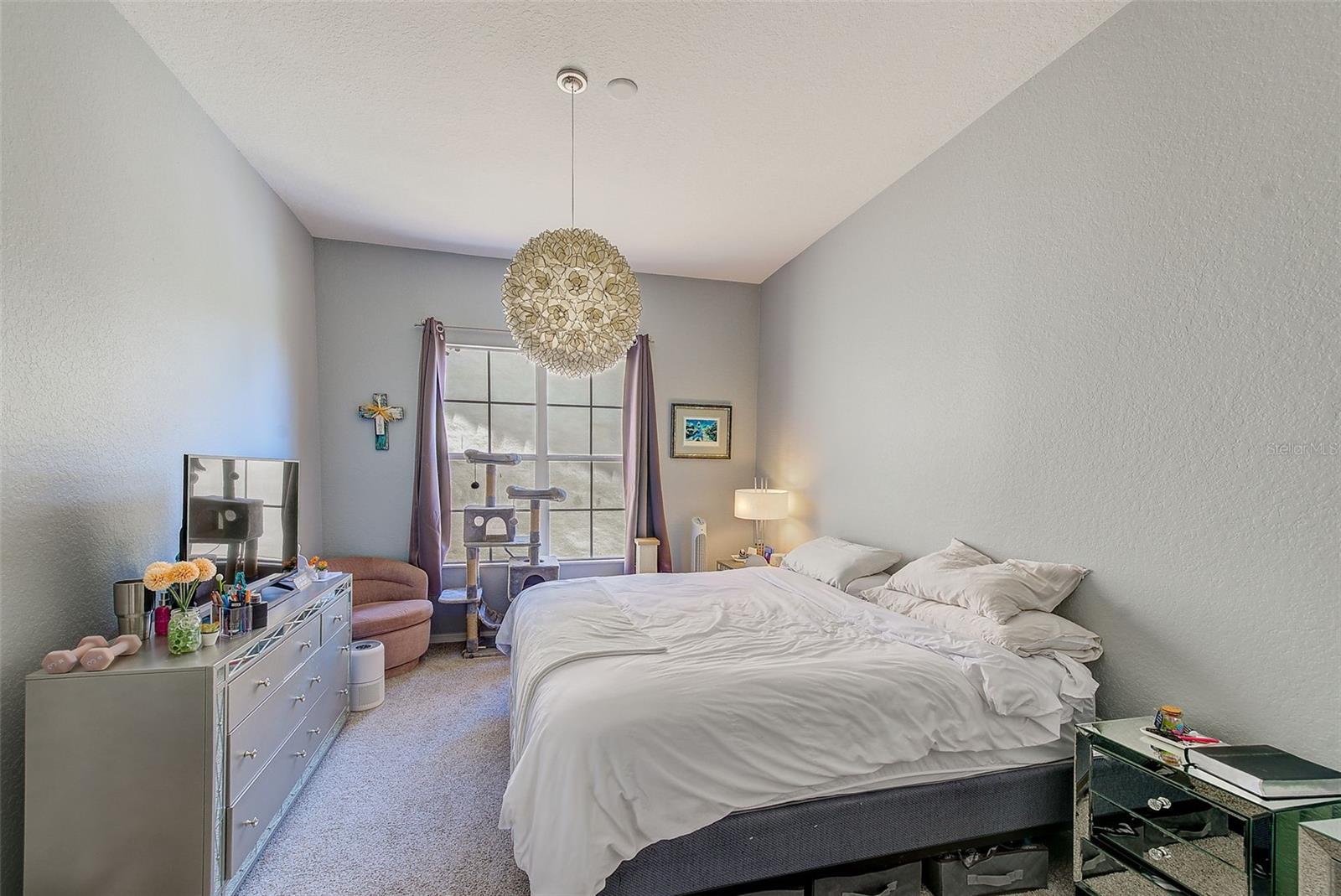 Image 13 of 39 For 402 Armenia Avenue 139a