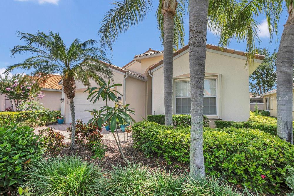 Image 3 of 75 For 6315 43rd Court E