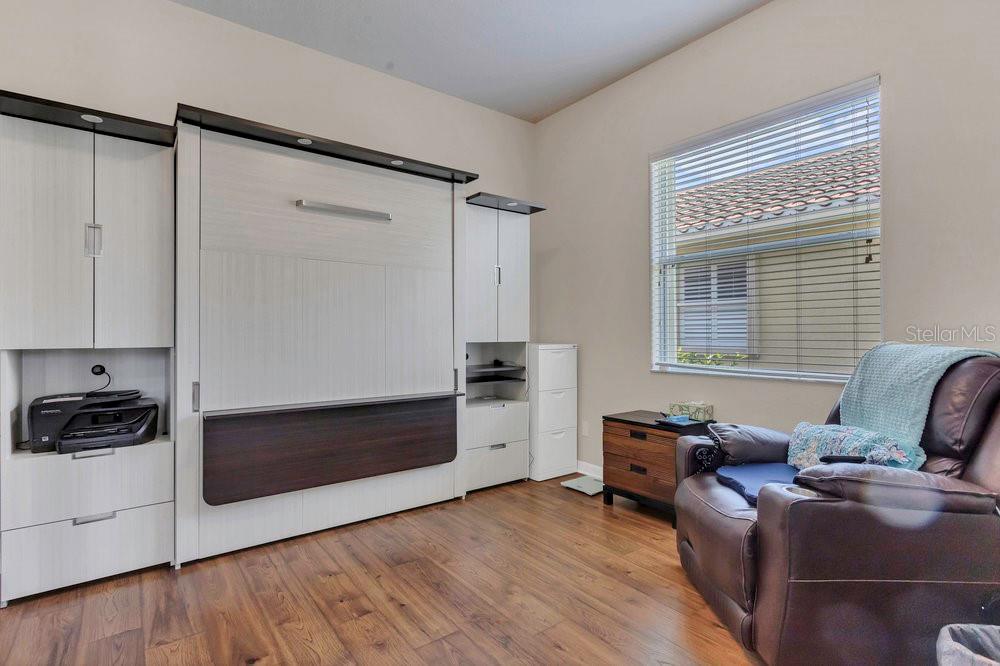 Image 30 of 75 For 6315 43rd Court E