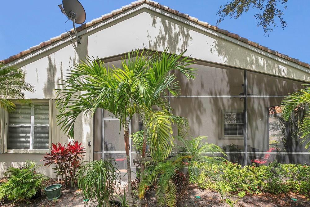 Image 35 of 75 For 6315 43rd Court E