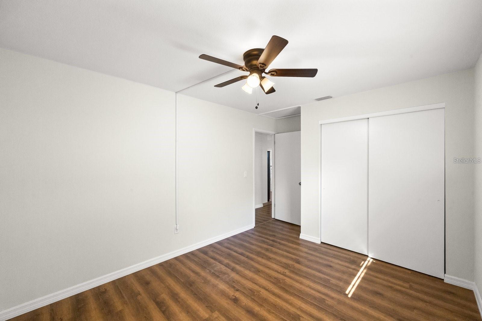 Image 10 of 17 For 715 6th Avenue Ne A