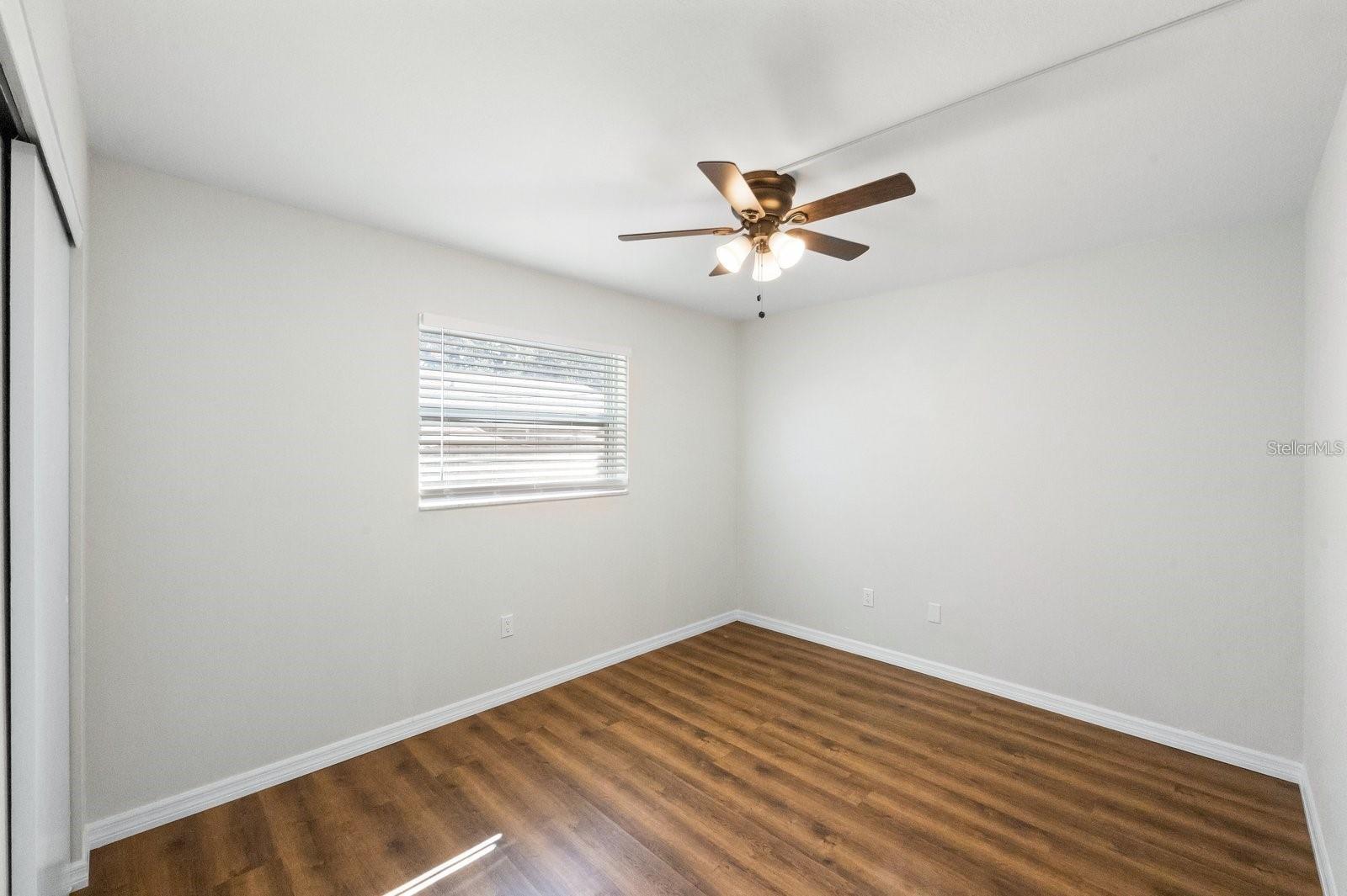 Image 13 of 17 For 715 6th Avenue Ne A