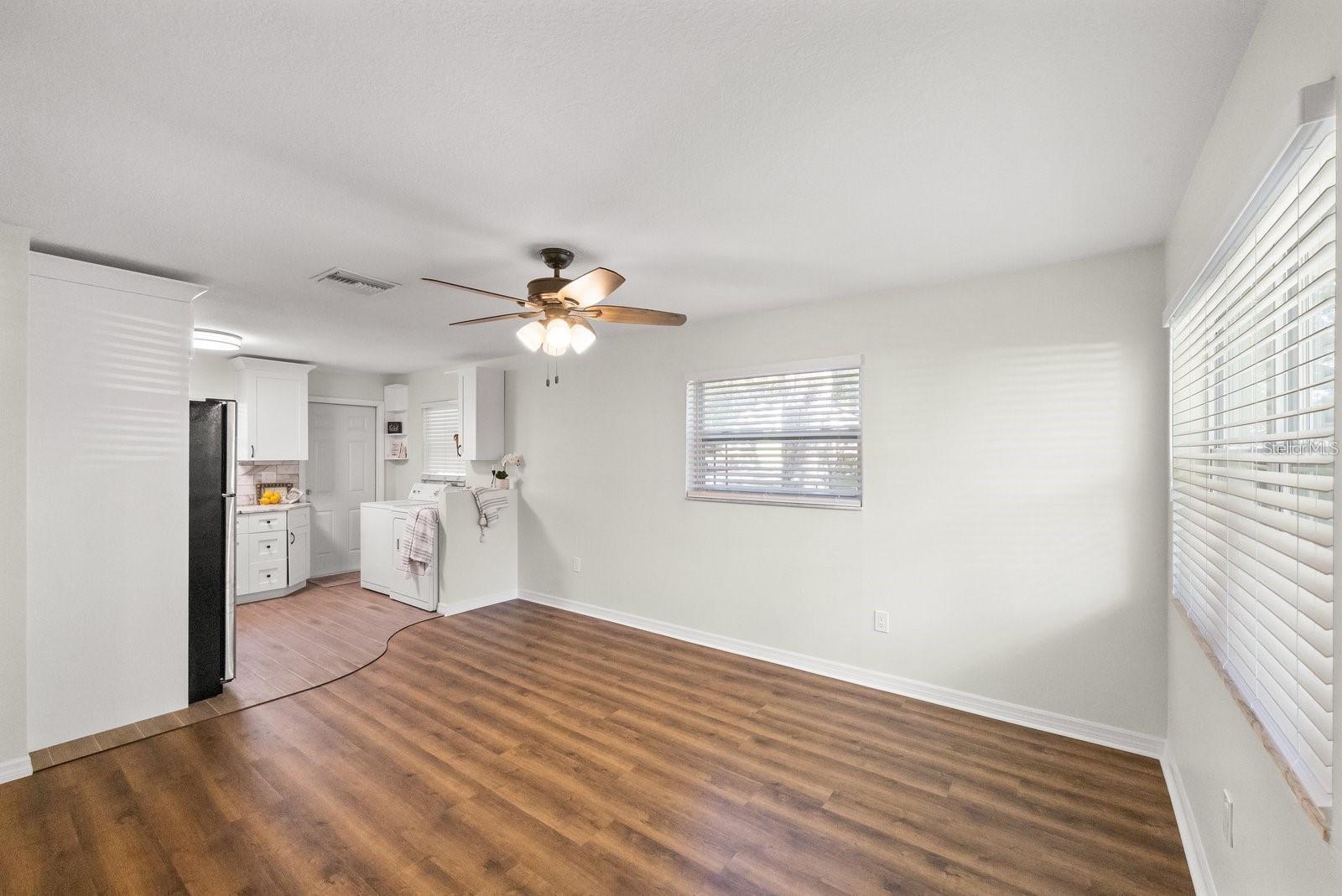 Image 5 of 17 For 715 6th Avenue Ne A