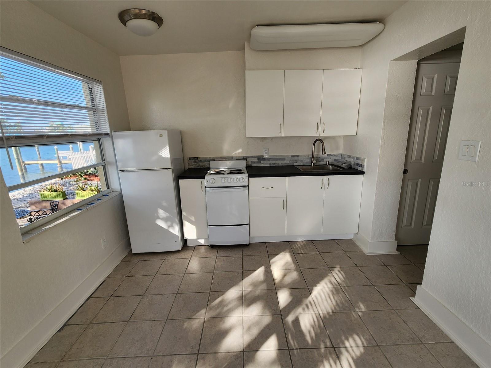 Image 5 of 18 For 155 110th Avenue 1