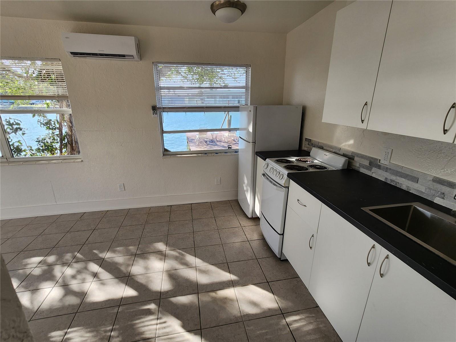 Image 6 of 18 For 155 110th Avenue 1