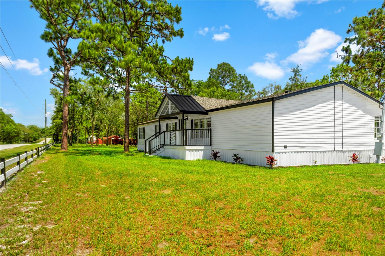 Image 5 of 35 For 17212 Oxenham Avenue