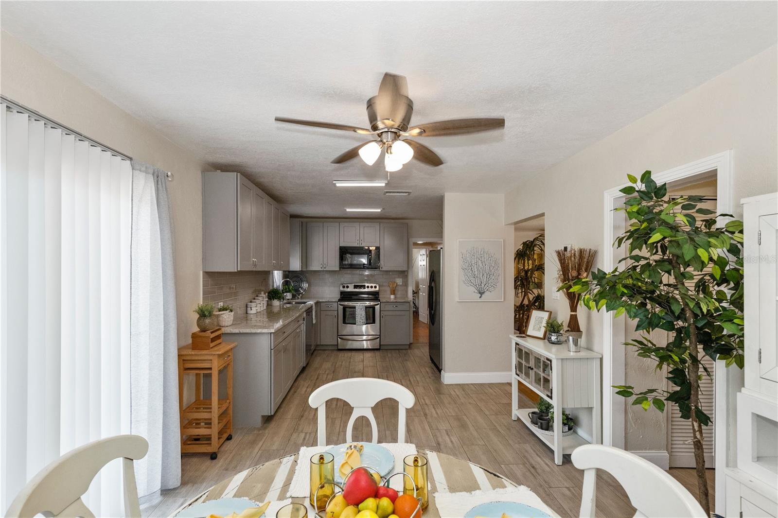 Image 13 of 45 For 6235 17th Avenue N