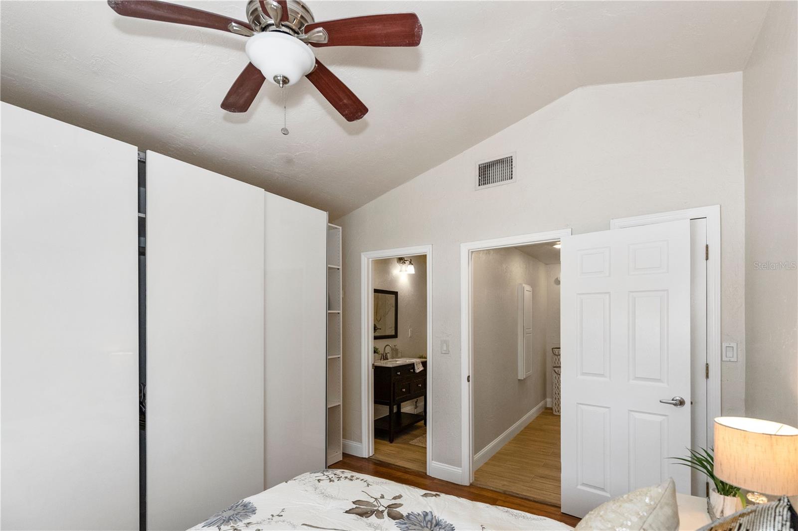 Image 23 of 45 For 6235 17th Avenue N