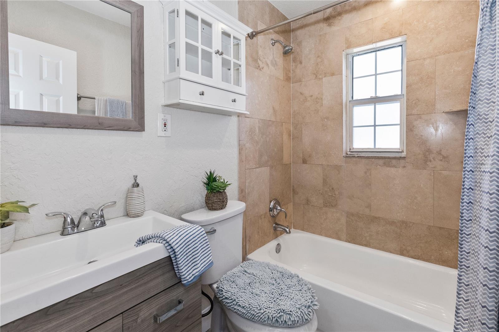 Image 35 of 45 For 6235 17th Avenue N