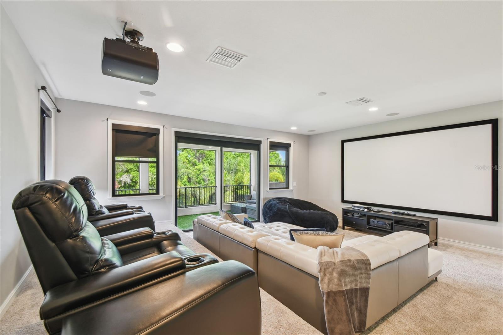 Listing photo id 37 for 17914 Bramshot Place