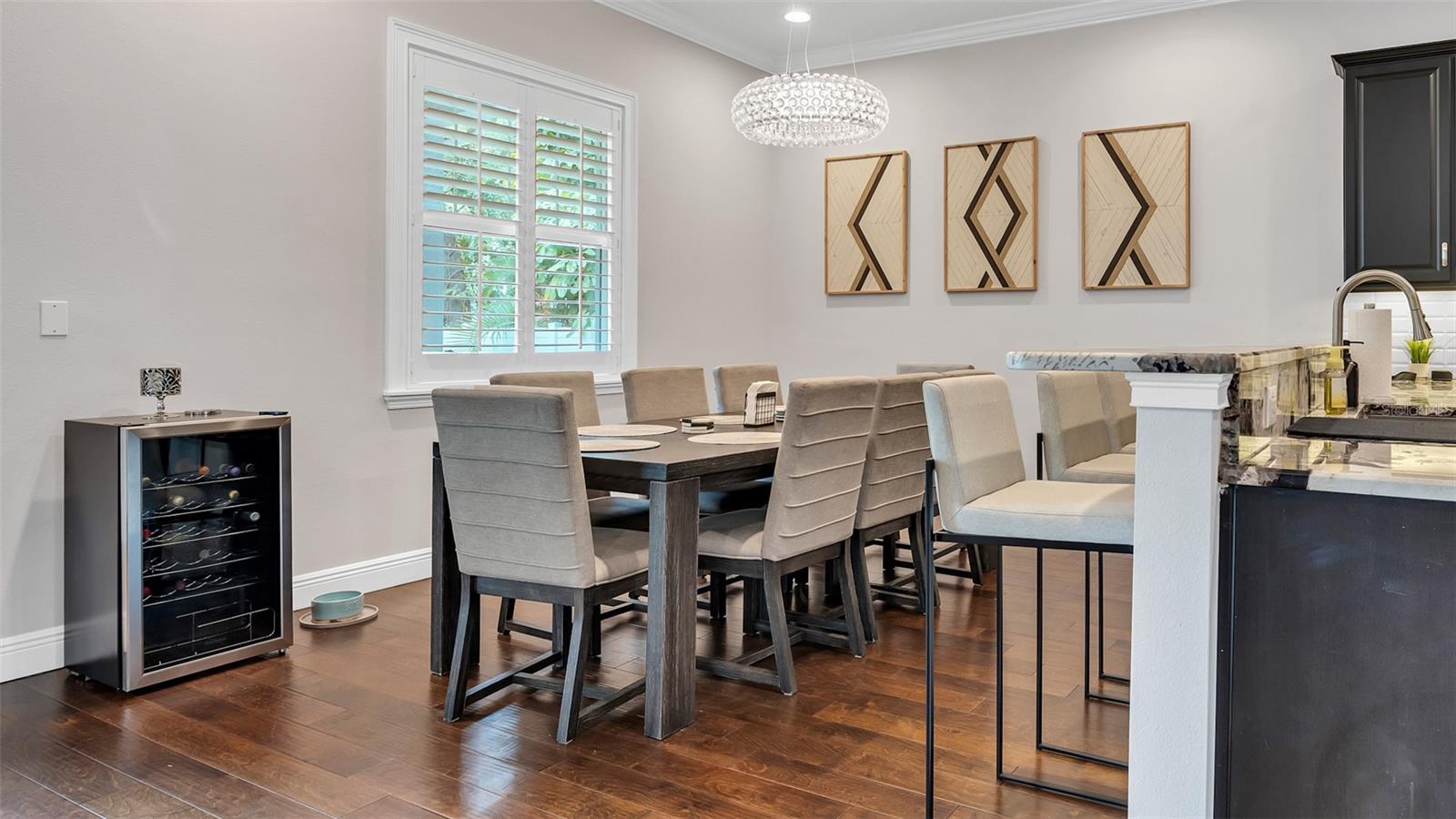 Image 11 of 45 For 4605 Kensington Avenue