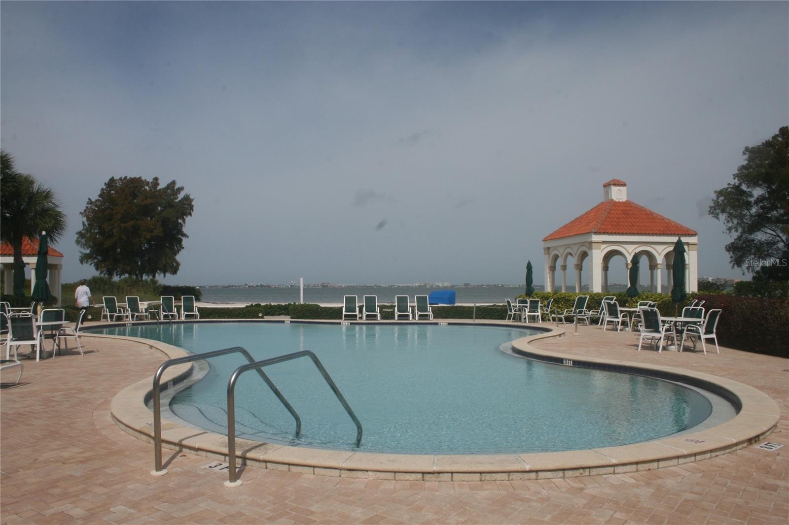 Image 33 of 35 For 4737 Dolphin Cay Lane S 408