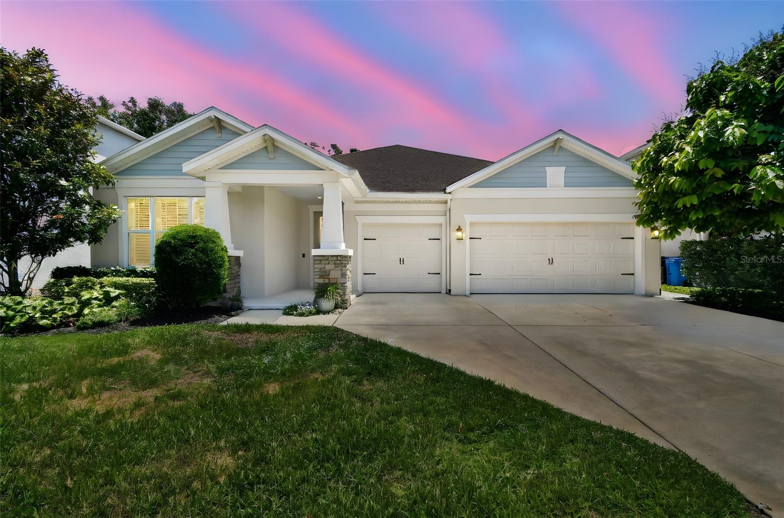 Listing photo id 0 for 4918 Lakeshore Oaks Court