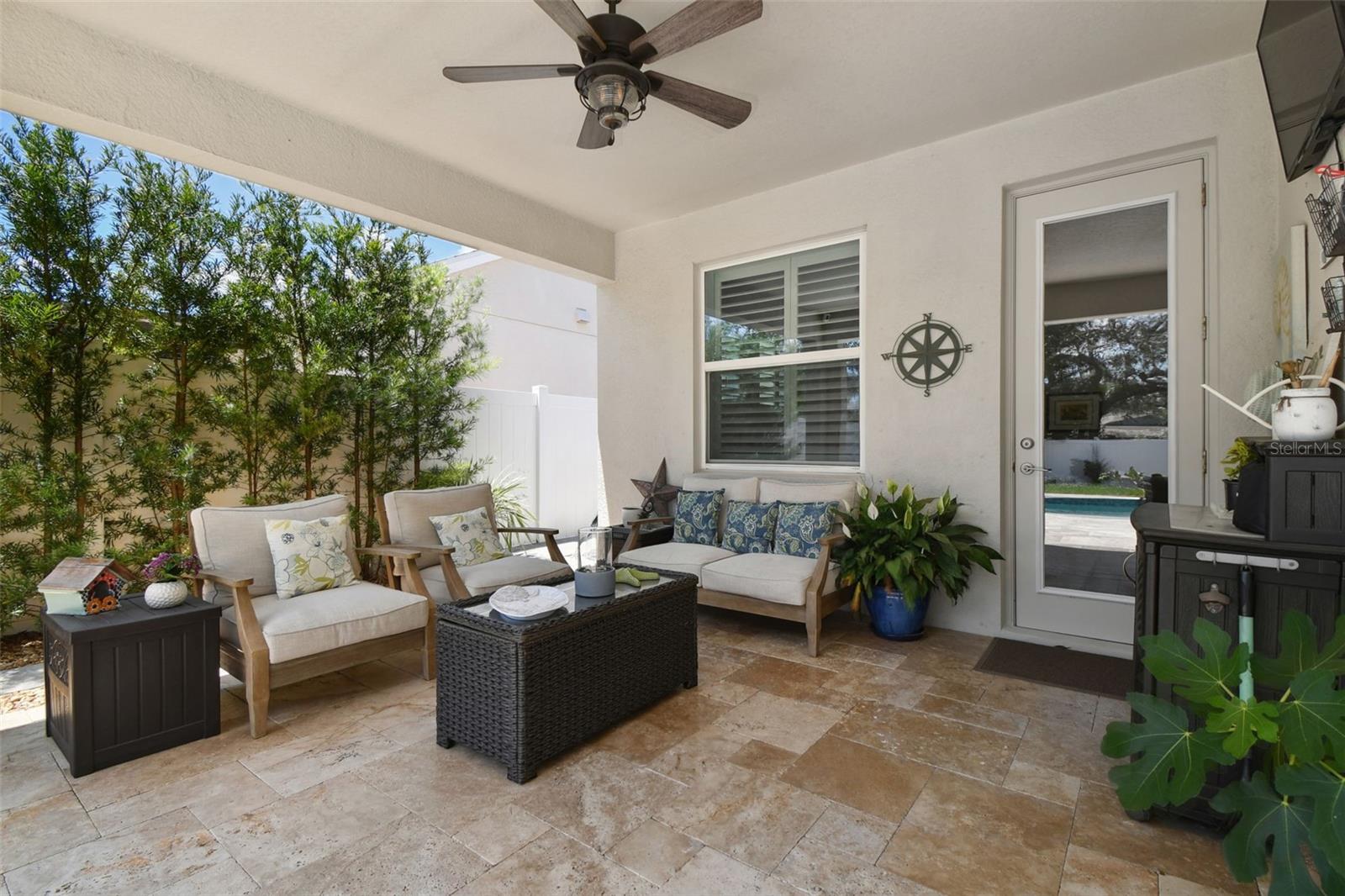Listing photo id 50 for 4918 Lakeshore Oaks Court