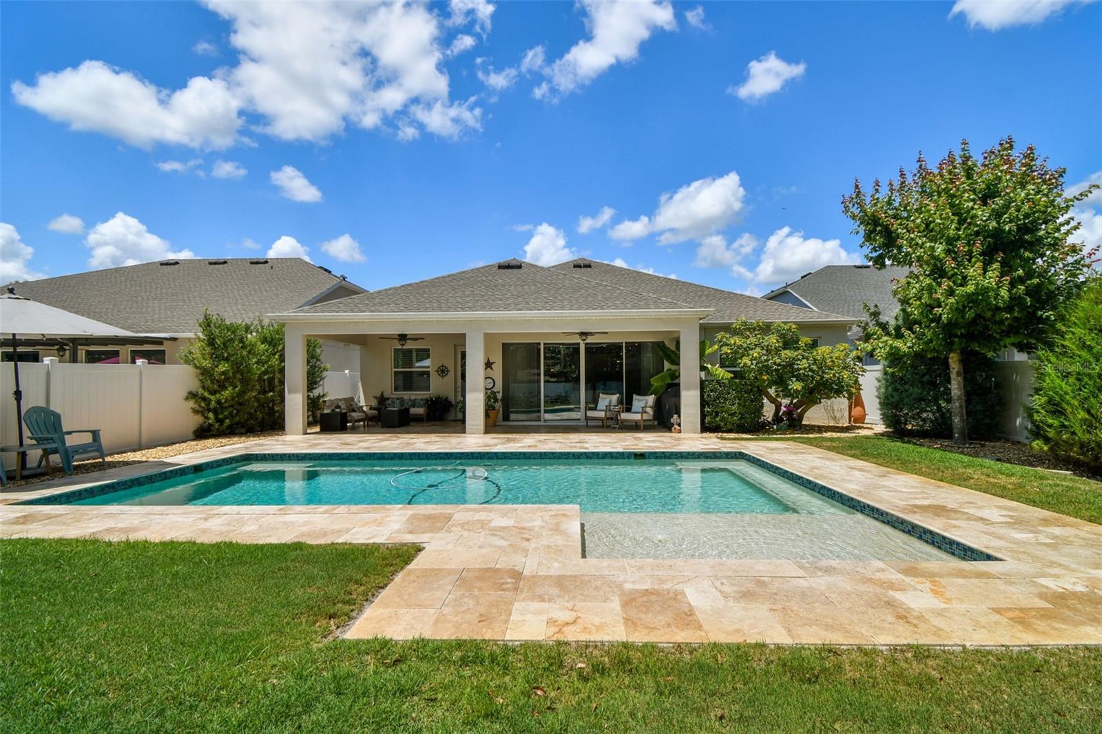 Listing photo id 55 for 4918 Lakeshore Oaks Court