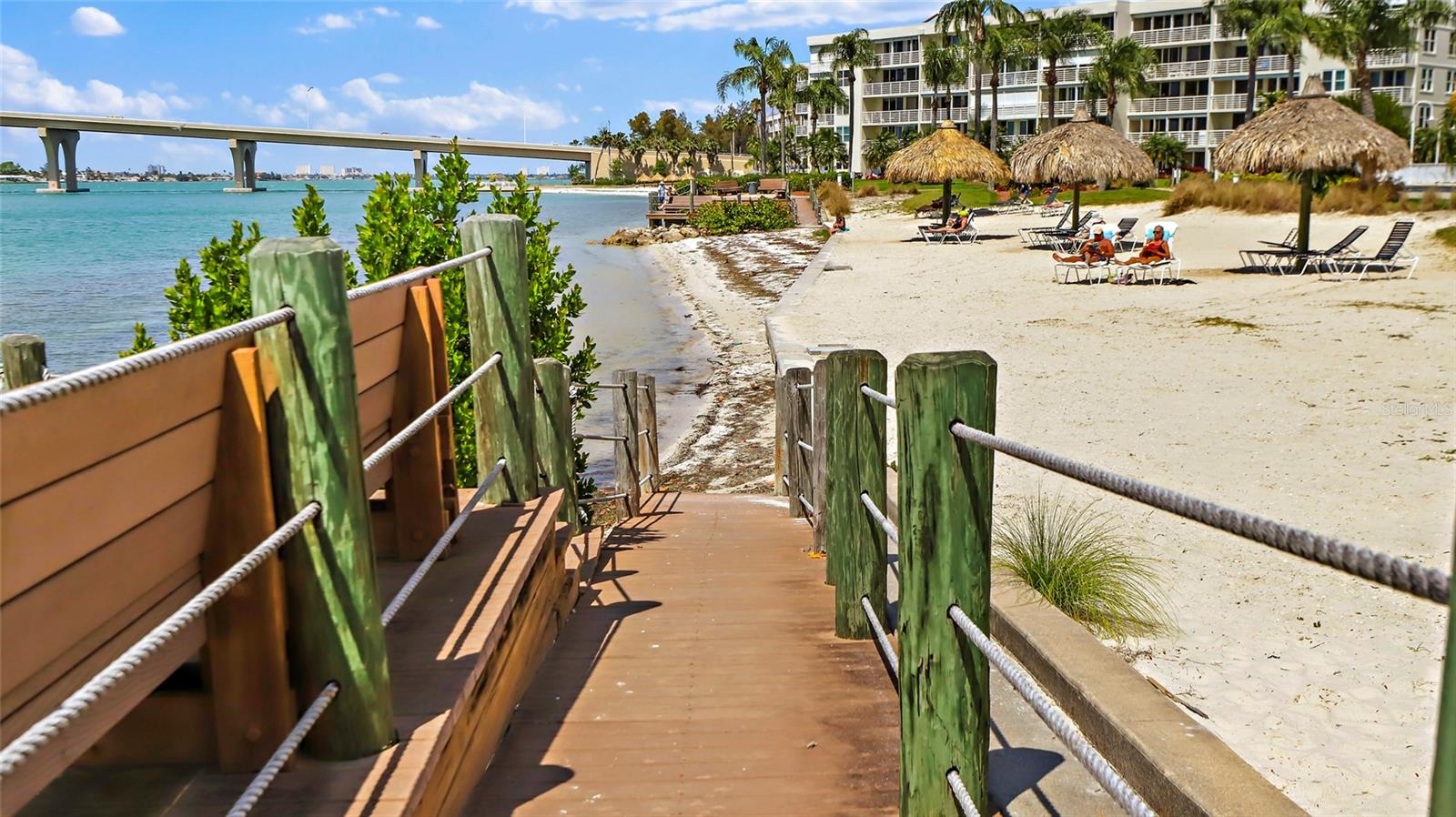 Listing photo id 38 for 6021 Bahia Del Mar Circle 239