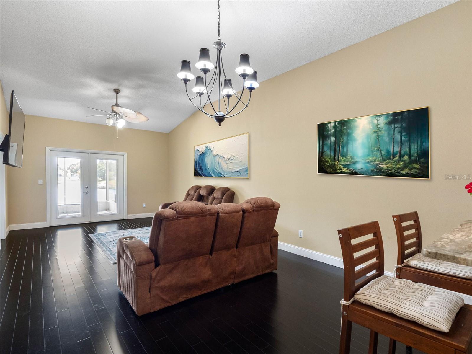 Image 5 of 55 For 13313 Ashbark Court