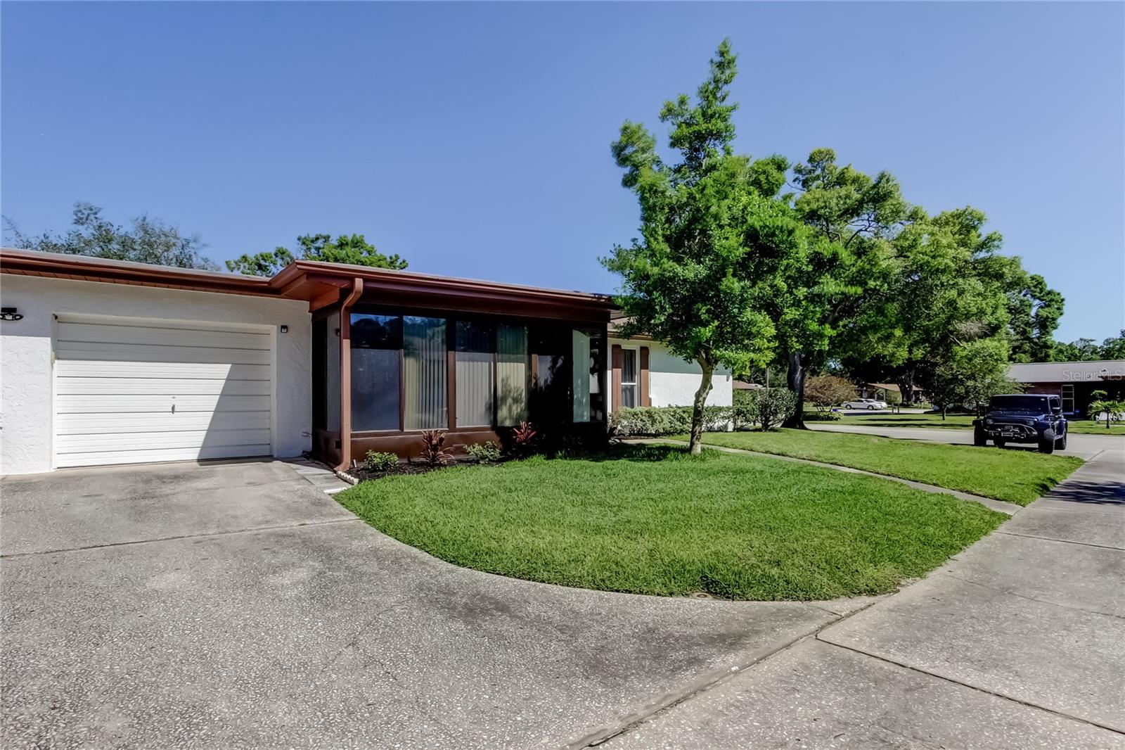 Image 3 of 70 For 2380 Shelly Drive B