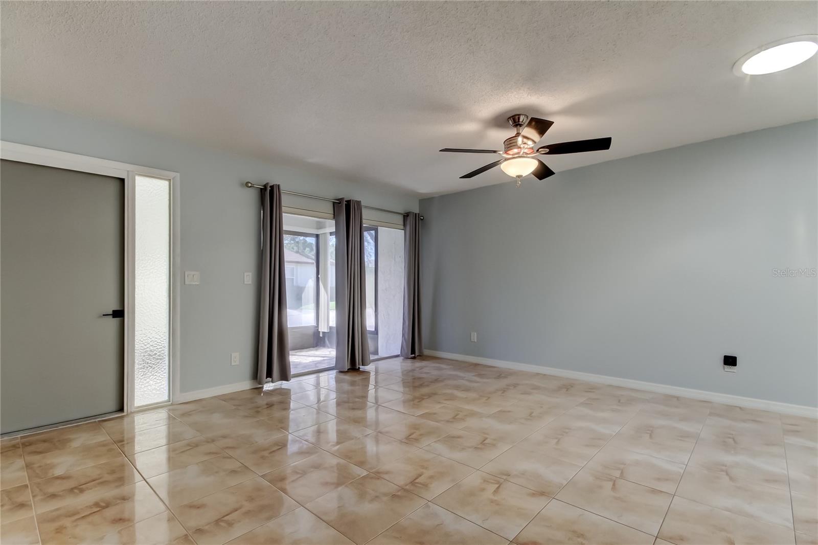 Image 37 of 70 For 2380 Shelly Drive B