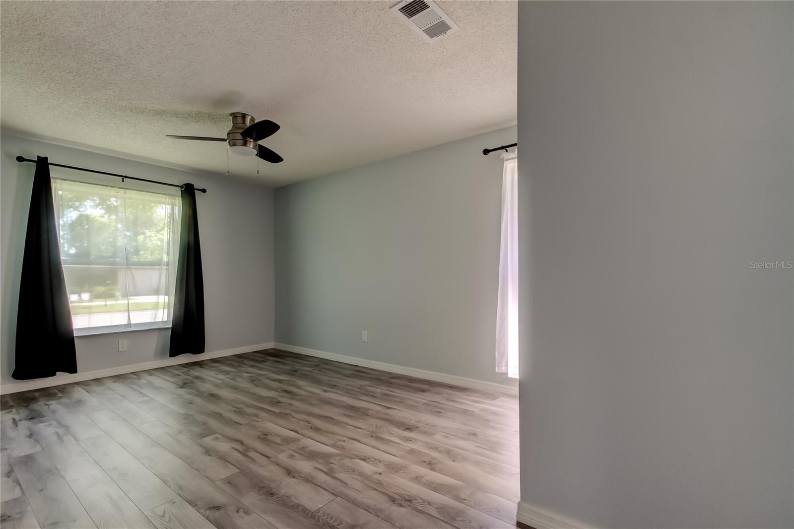 Image 6 of 70 For 2380 Shelly Drive B