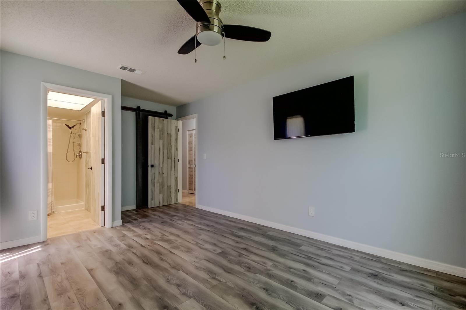 Image 9 of 70 For 2380 Shelly Drive B
