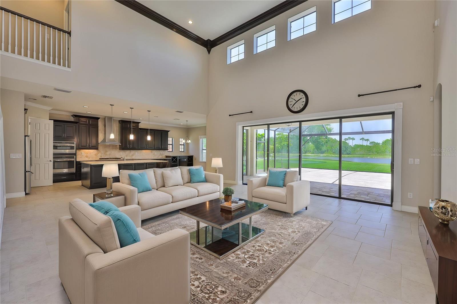 Listing photo id 10 for 6913 Park Strand Drive