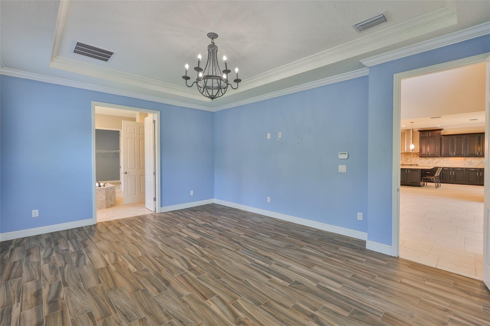 Listing photo id 43 for 6913 Park Strand Drive