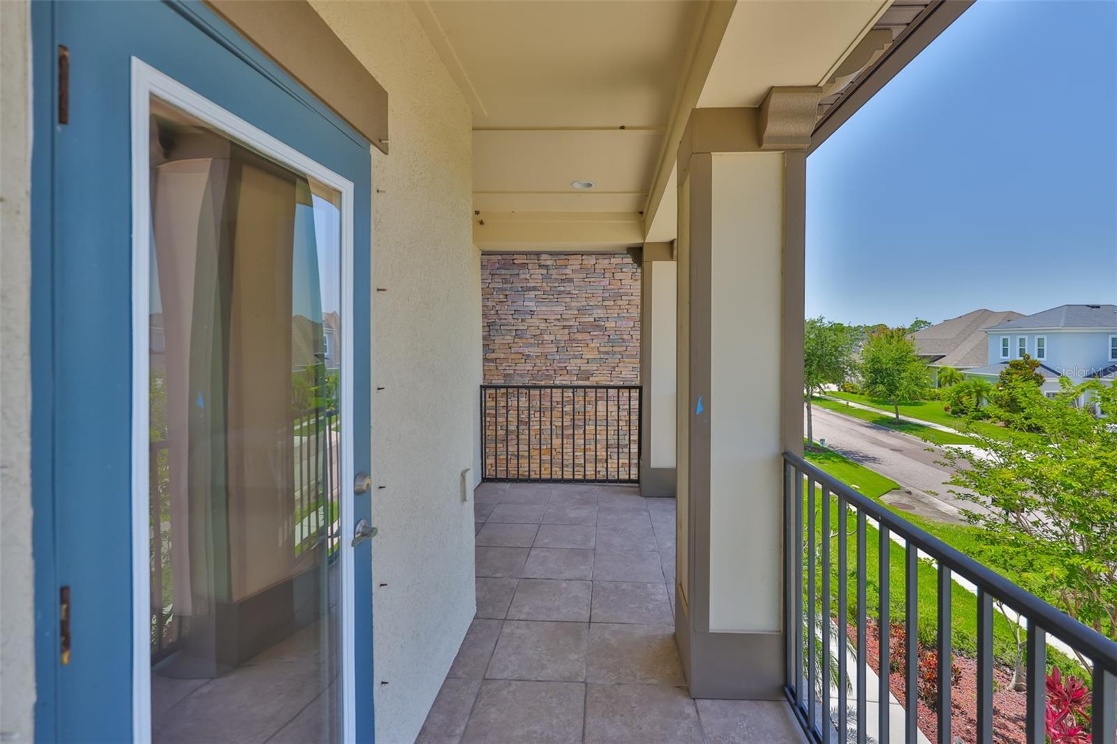 Listing photo id 62 for 6913 Park Strand Drive