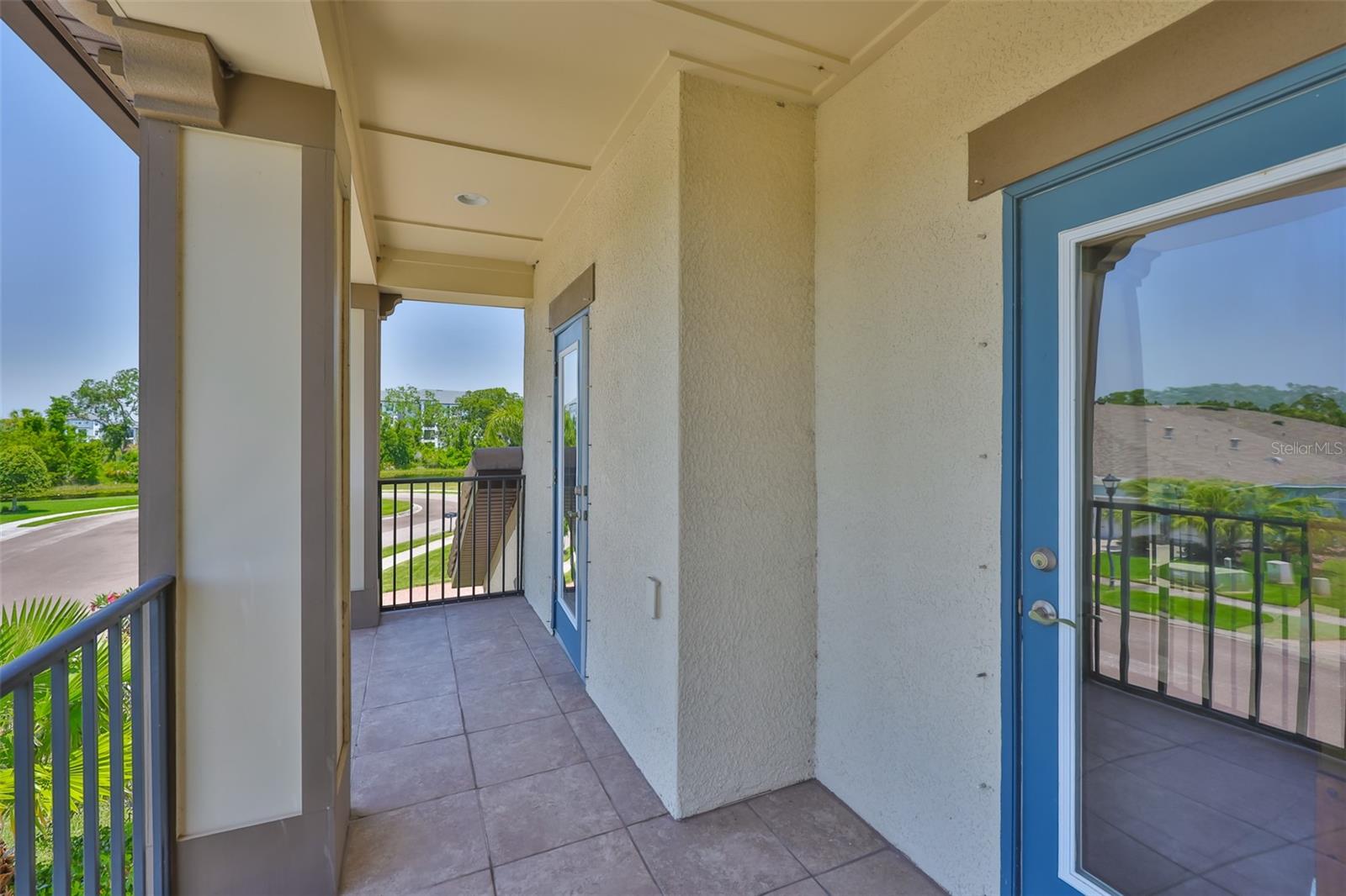 Listing photo id 63 for 6913 Park Strand Drive