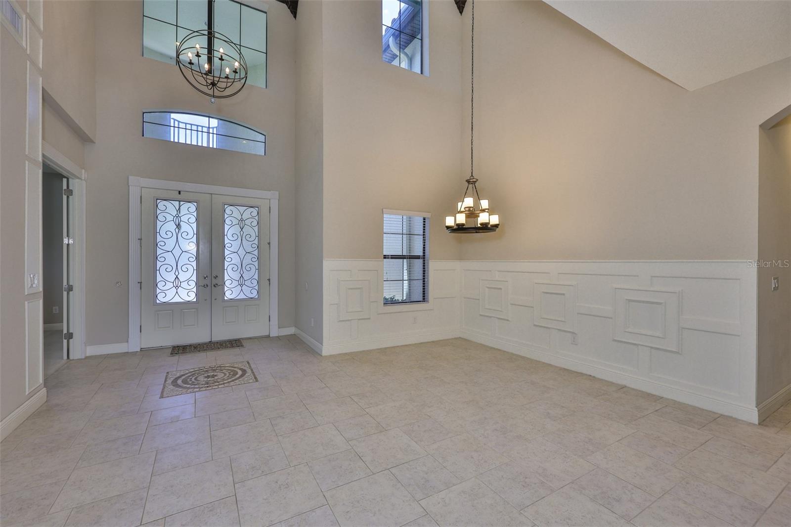 Listing photo id 6 for 6913 Park Strand Drive