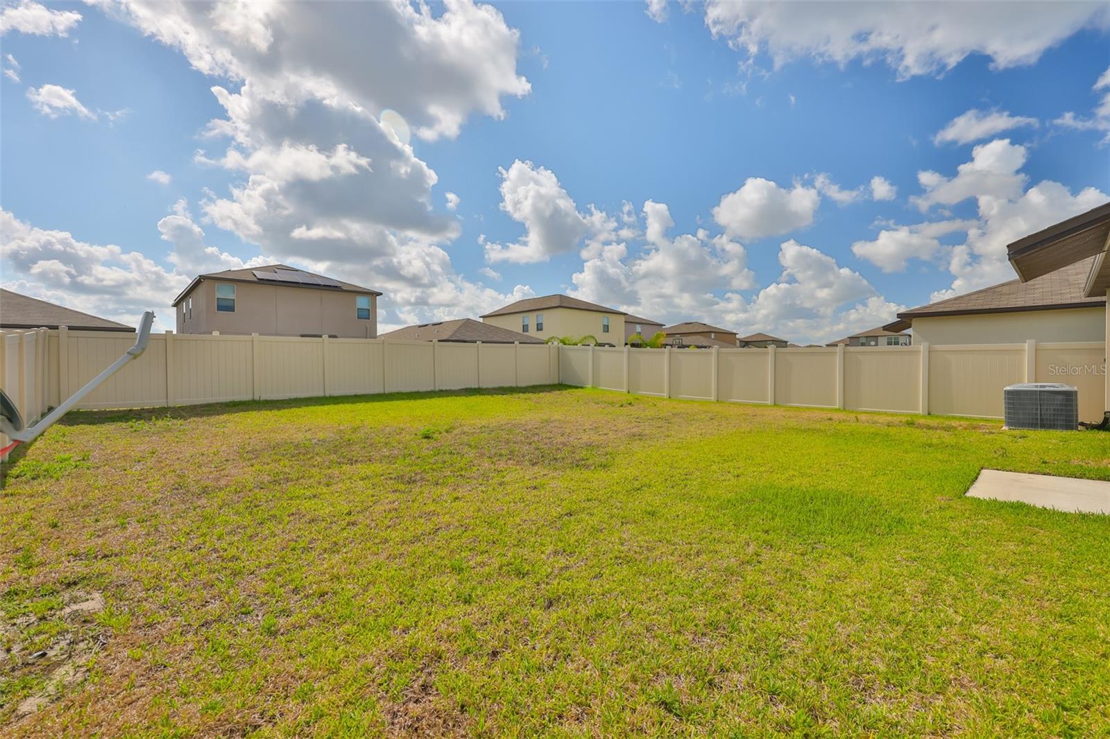 Image 25 of 29 For 15411 Miller Creek Drive