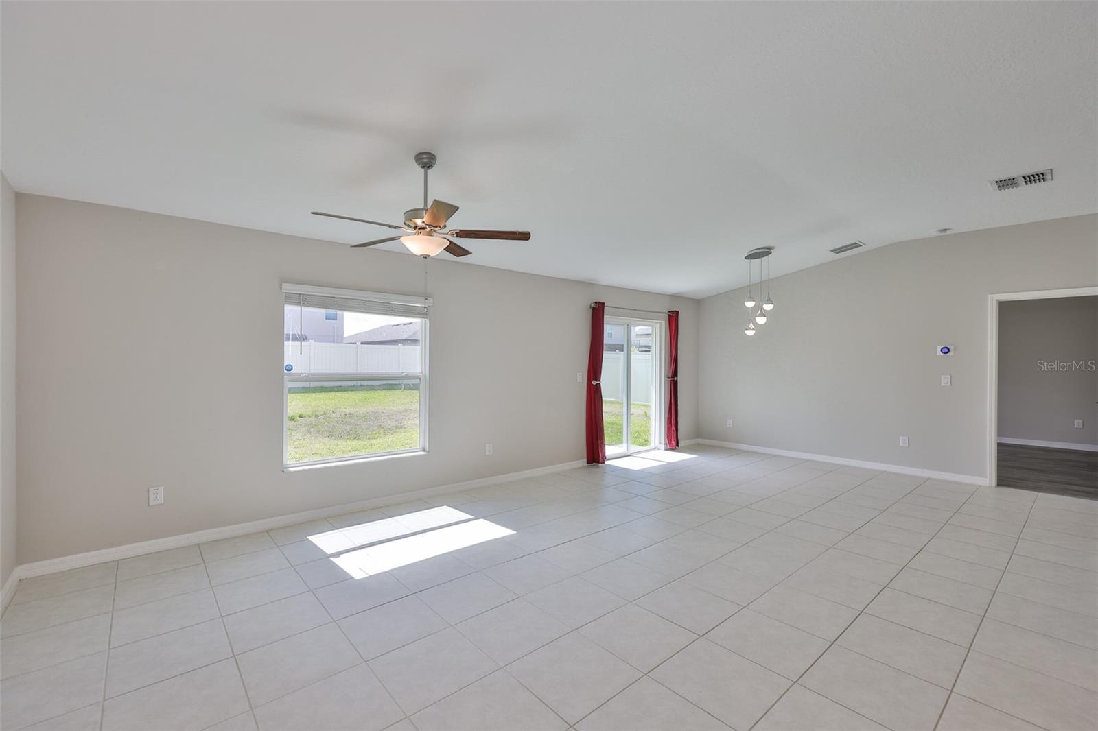 Image 9 of 29 For 15411 Miller Creek Drive