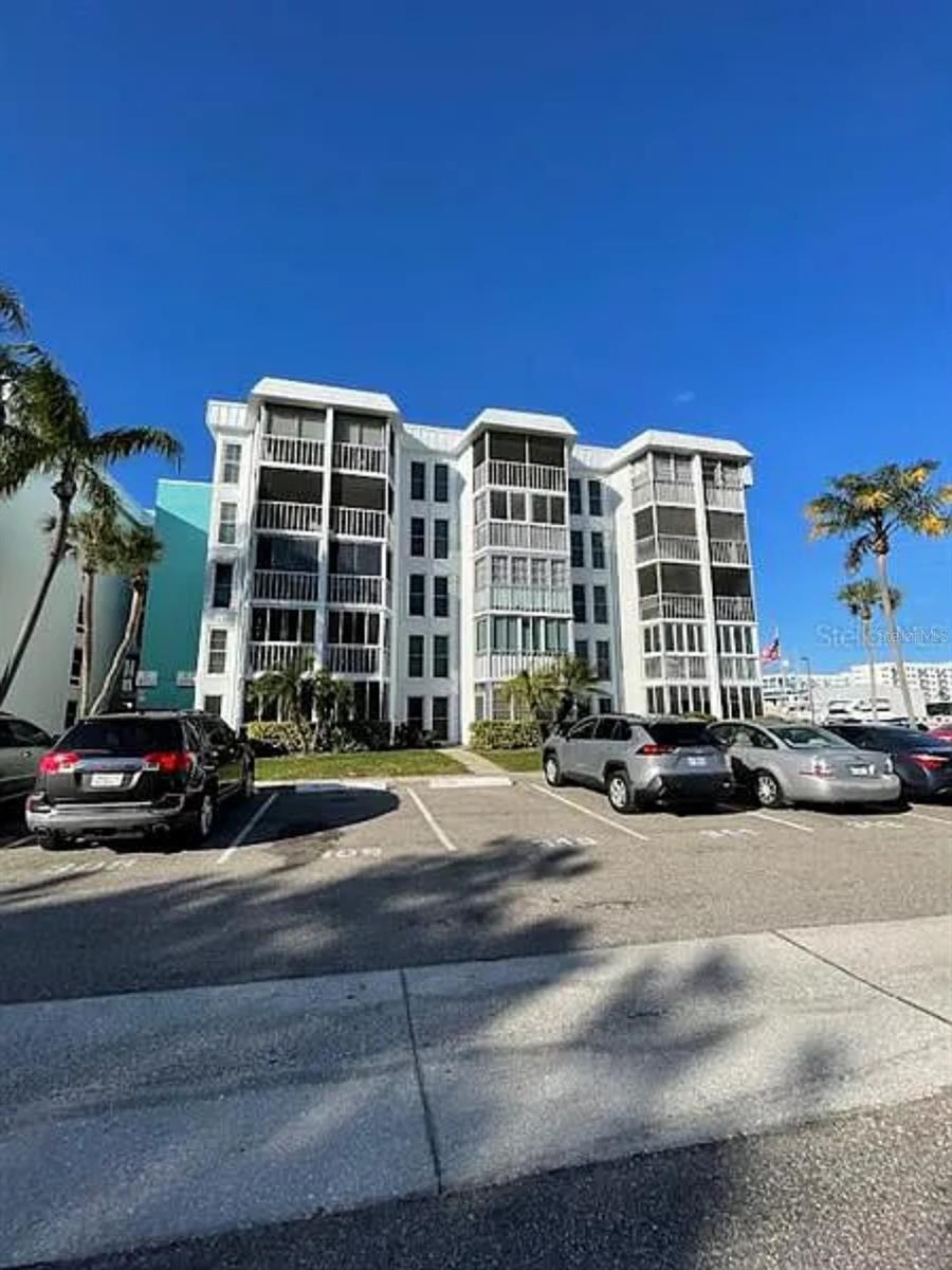 Details for 4904 38th Way S 417, ST PETERSBURG, FL 33711