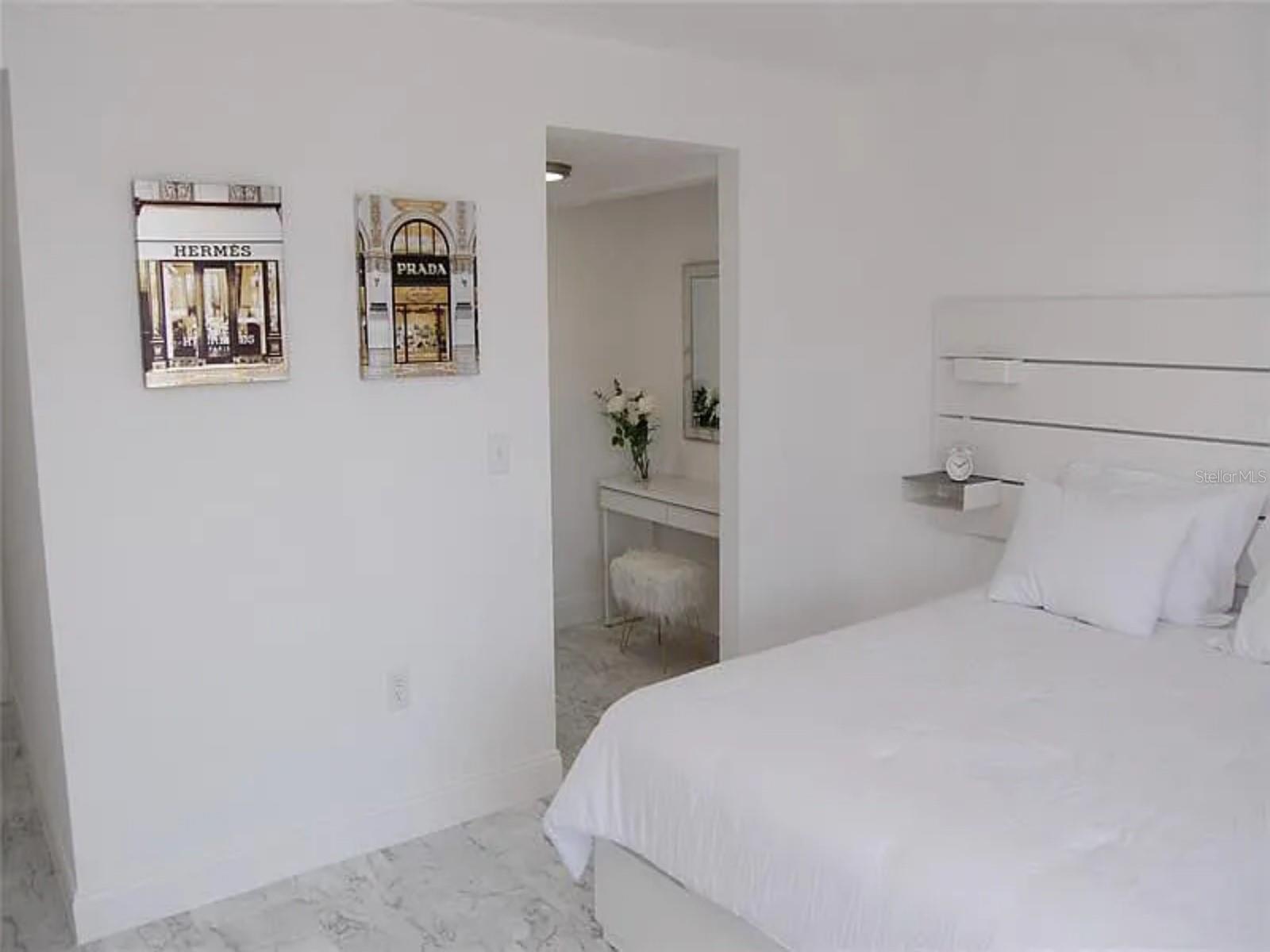 Image 11 of 24 For 4904 38th Way S 417