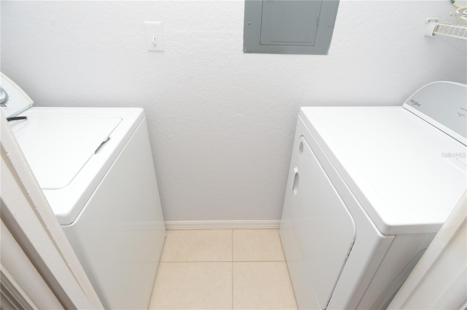 Image 11 of 100 For 10265 Gandy Boulevard N 1005