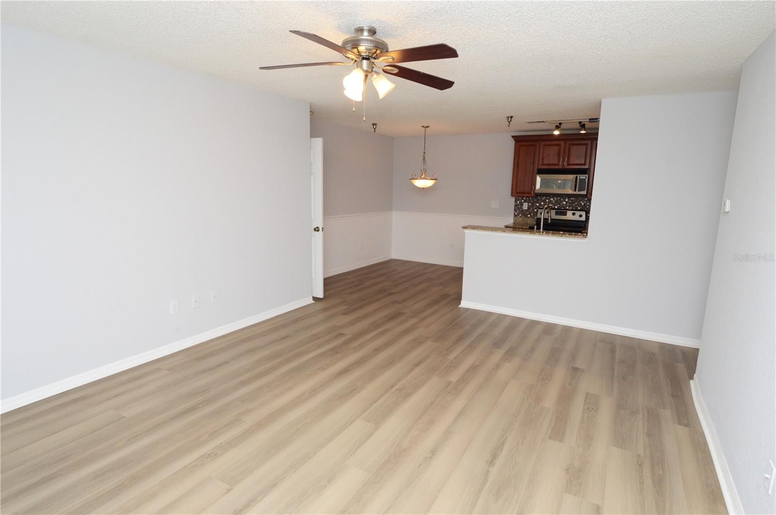 Image 14 of 100 For 10265 Gandy Boulevard N 1005