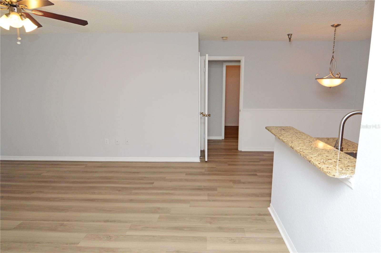 Image 15 of 100 For 10265 Gandy Boulevard N 1005