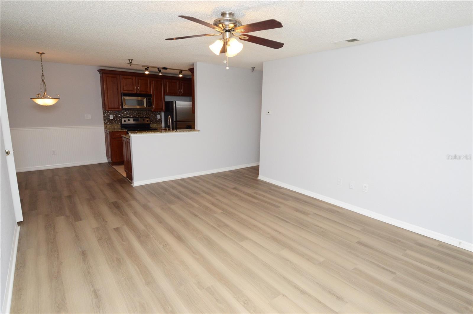 Image 16 of 100 For 10265 Gandy Boulevard N 1005