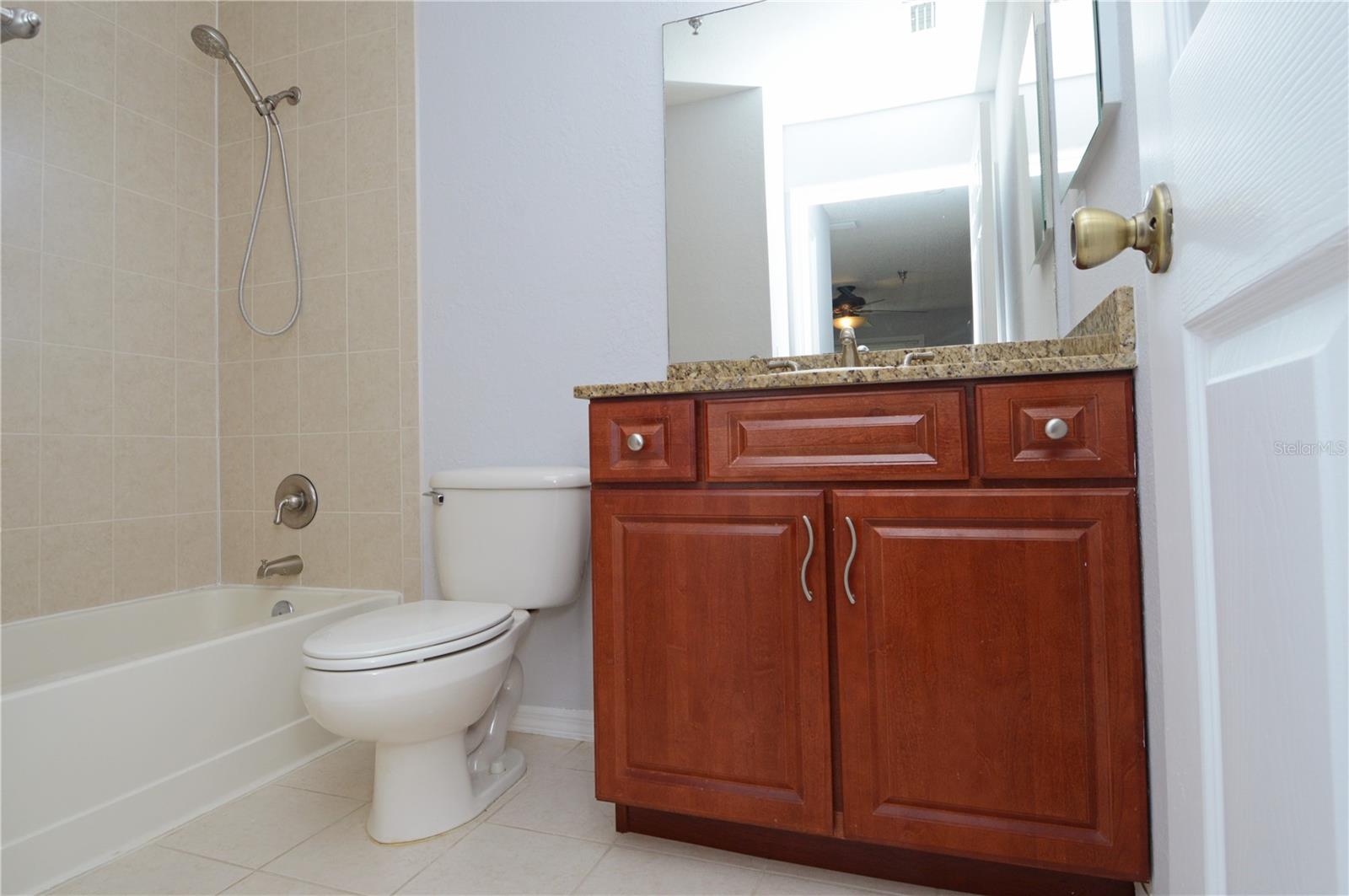 Image 33 of 100 For 10265 Gandy Boulevard N 1005