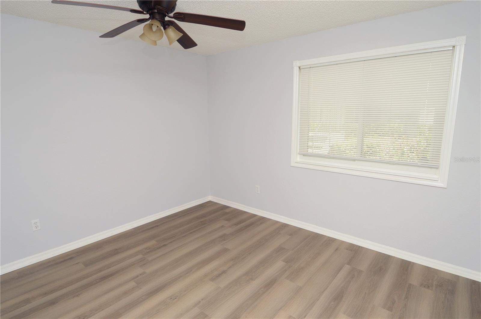 Image 37 of 100 For 10265 Gandy Boulevard N 1005