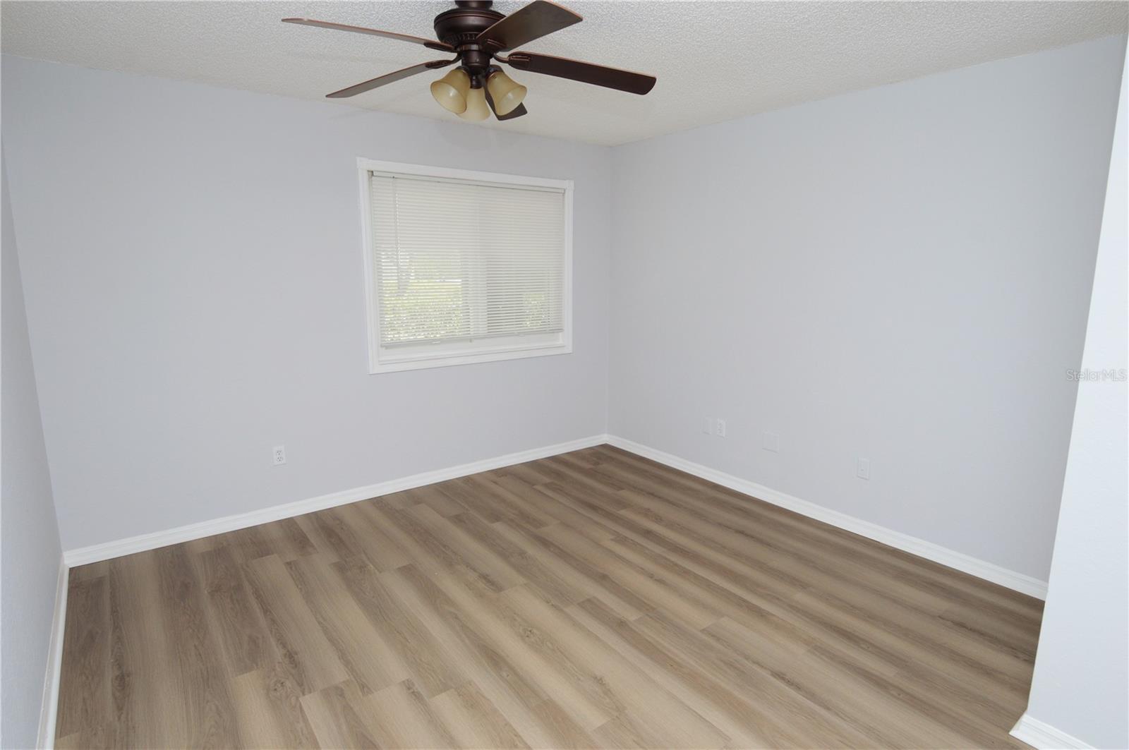 Image 41 of 100 For 10265 Gandy Boulevard N 1005