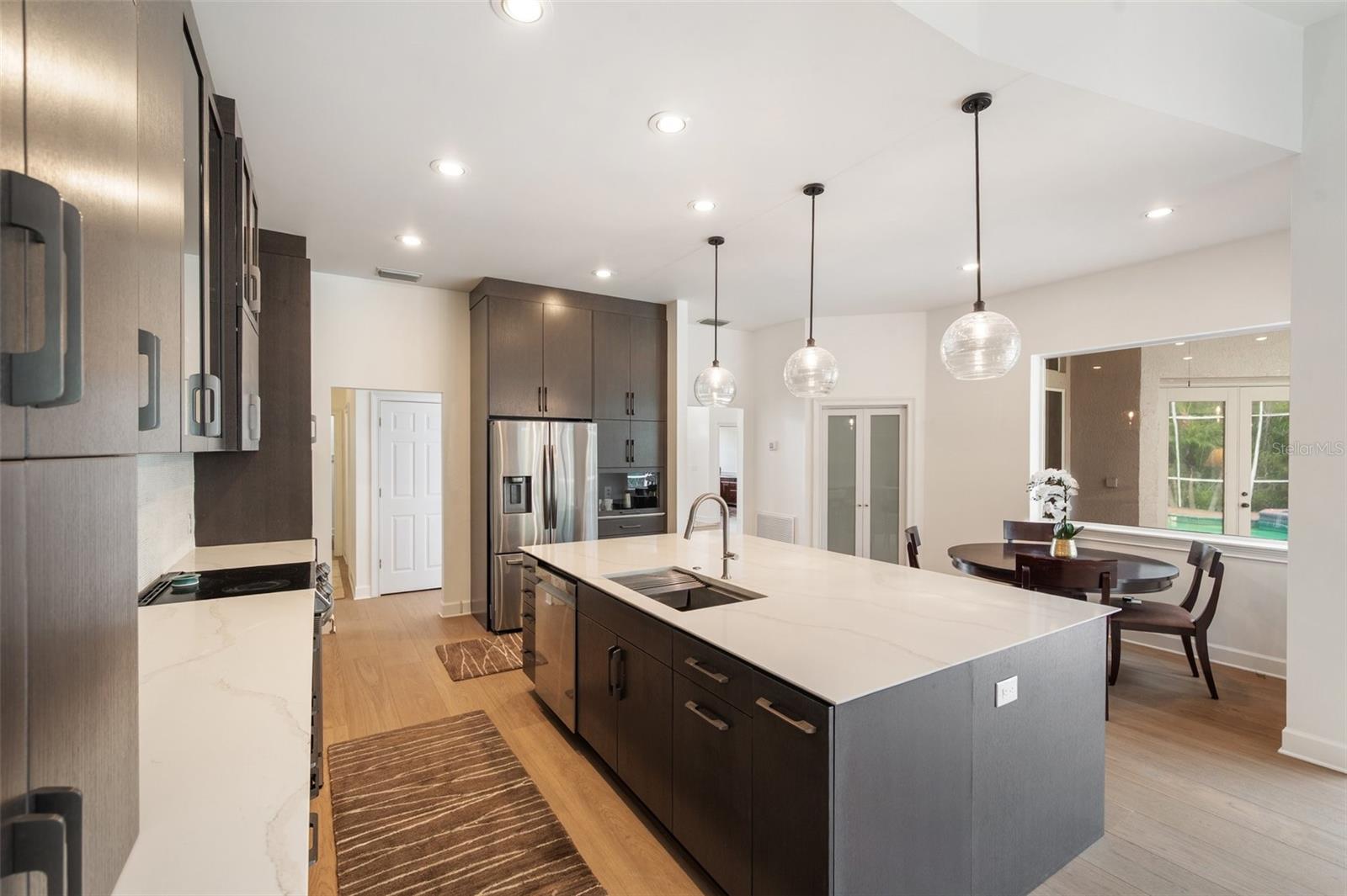 Image 11 of 80 For 6212 Nimes Court